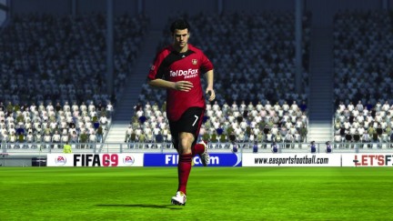 EA: FIFA 09 per PS3 e X360 girerebbe su pochissimi PC EA: FIFA 09 per PS3 e X360 girerebbe su pochissimi PC
