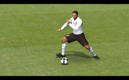 Pro Evolution Soccer 2009: presto i primi contenuti scaricabili Pro Evolution Soccer 2009: presto i primi contenuti scaricabili