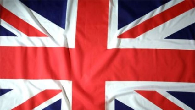 Dietrofront: inFamous avrà anche la lingua inglese