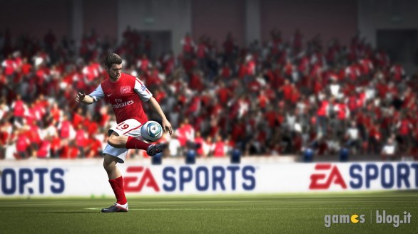 FIFA 12: nuove immagini di gioco e video tra finte, palleggi e mosse speciali FIFA 12: nuove immagini di gioco e video tra finte, palleggi e mosse speciali