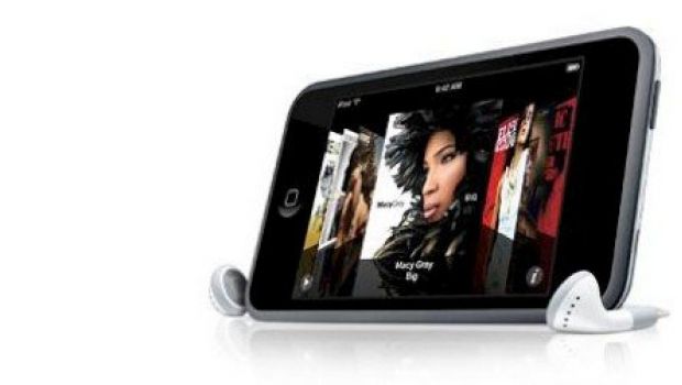 Apple: 