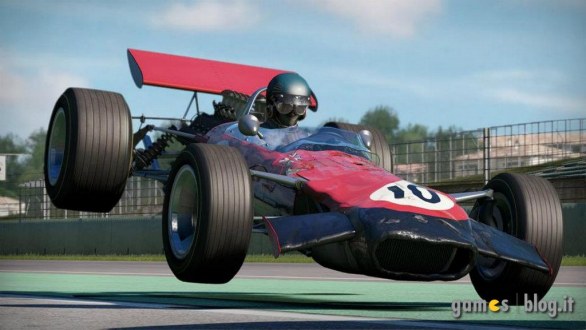 Project CARS: immagini e video domenicali