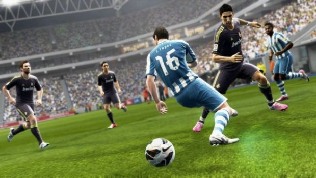 PES 2013: nuove immagini con Messi e Di Maria