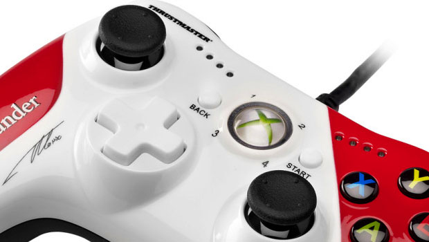 Thrustmaster rinnova la partnership con Sony, presto i prodotti alla Gamescom 2013
